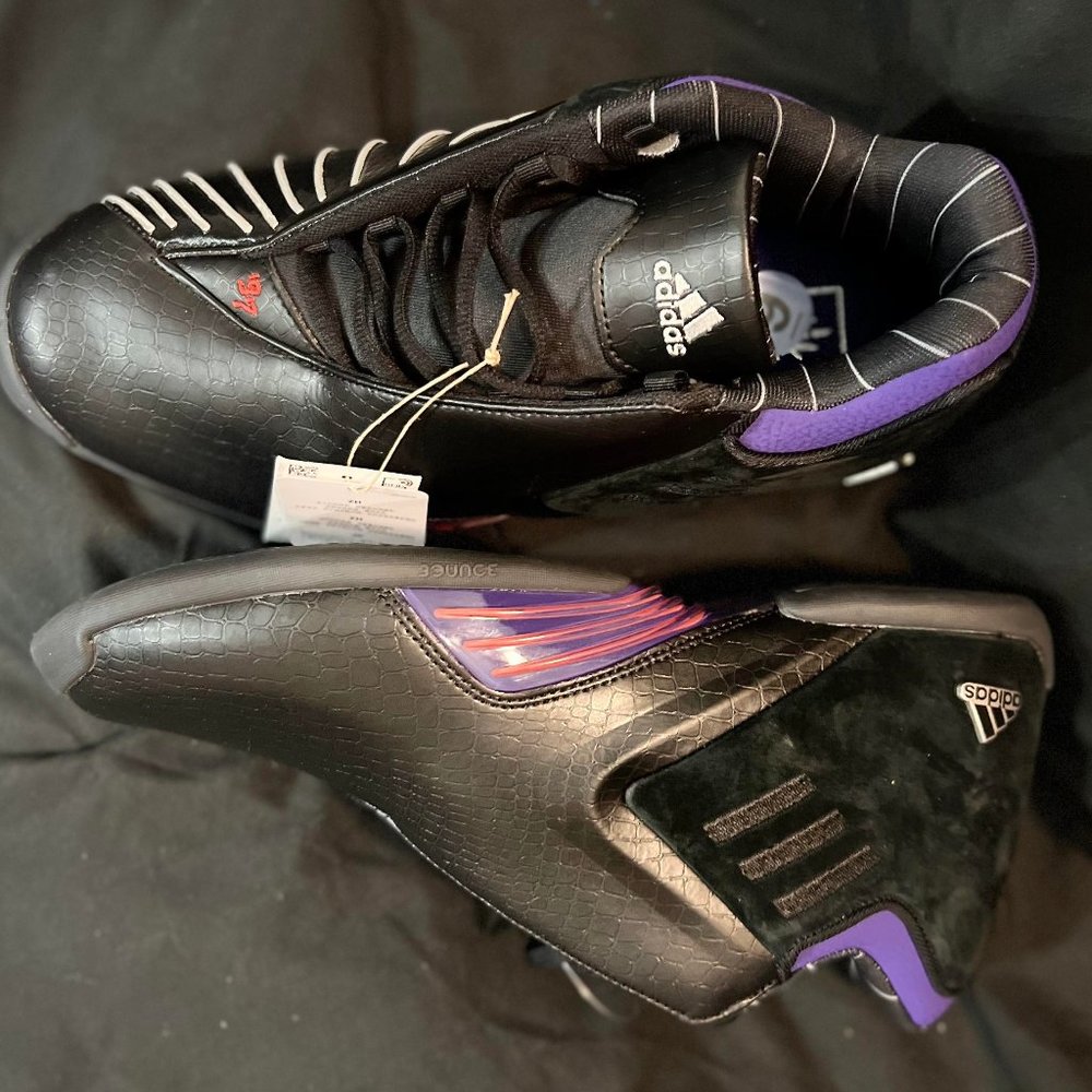 Adidas Men TMAC 3 Restomod Basketball Shoes - Picture 2 of 6